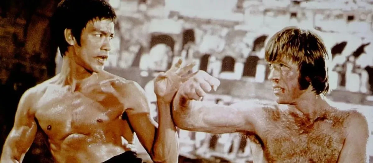 Chuck Norris y Bruce Lee en 'El furor del dragón'. El Debate