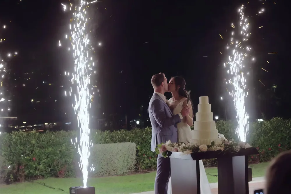 ec188891a5ec87c9ea0f21b67906f422deb65f79w (1)