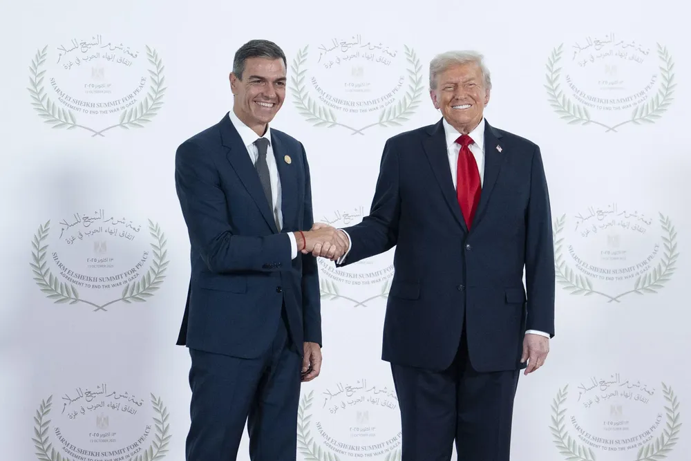 Pedro Sánchez, junto a Donald Trump / EFE (pool)